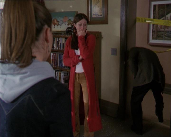 Charmed-Online-dot-320LookWhosBarking0691.jpg Charmed-Online-dot-320LookWhosBarking0691.jpg