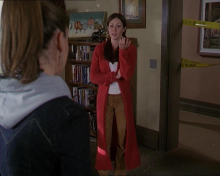 Charmed-Online-dot-320LookWhosBarking0693.jpg Charmed-Online-dot-320LookWhosBarking0693.jpg