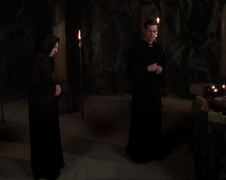 Charmed-Online-dot-320LookWhosBarking0709.jpg Charmed-Online-dot-320LookWhosBarking0709.jpg