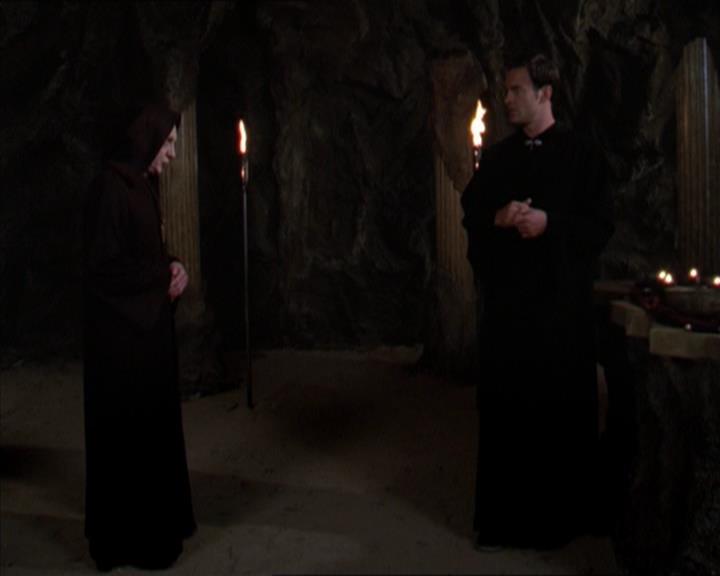 Charmed-Online-dot-320LookWhosBarking0711.jpg Charmed-Online-dot-320LookWhosBarking0711.jpg