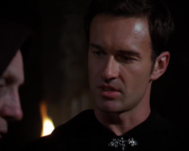 Charmed-Online-dot-320LookWhosBarking0725.jpg Charmed-Online-dot-320LookWhosBarking0725.jpg