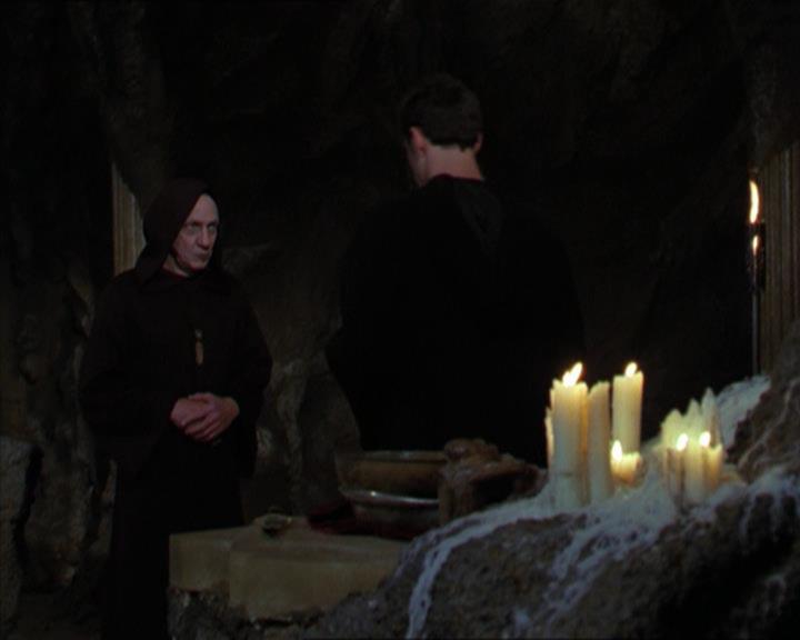 Charmed-Online-dot-320LookWhosBarking0757.jpg Charmed-Online-dot-320LookWhosBarking0757.jpg