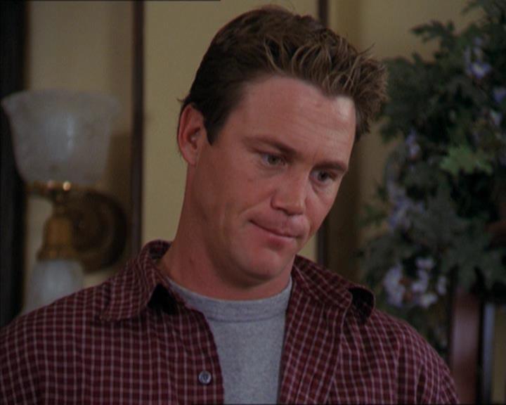 Charmed-Online-dot-320LookWhosBarking0816.jpg Charmed-Online-dot-320LookWhosBarking0816.jpg