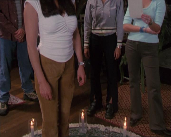 Charmed-Online-dot-320LookWhosBarking0865.jpg Charmed-Online-dot-320LookWhosBarking0865.jpg