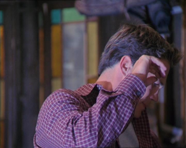 Charmed-Online-dot-320LookWhosBarking0889.jpg Charmed-Online-dot-320LookWhosBarking0889.jpg