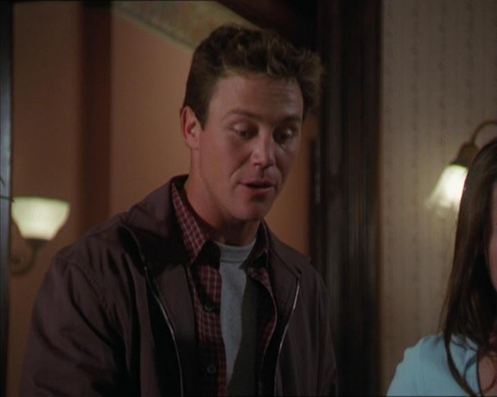 Charmed-Online-dot-320LookWhosBarking0947.jpg Charmed-Online-dot-320LookWhosBarking0947.jpg