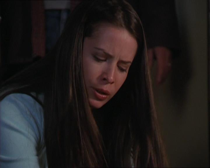 Charmed-Online-dot-320LookWhosBarking1044.jpg Charmed-Online-dot-320LookWhosBarking1044.jpg