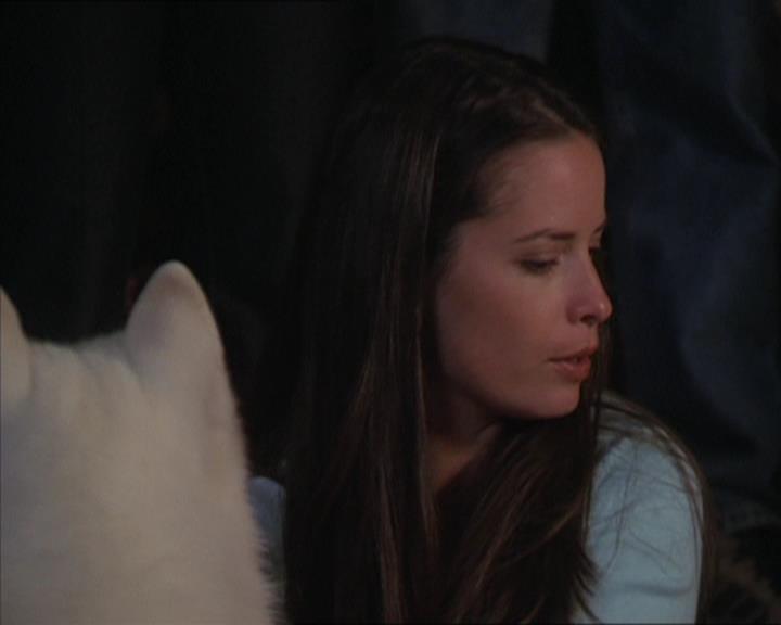 Charmed-Online-dot-320LookWhosBarking1057.jpg Charmed-Online-dot-320LookWhosBarking1057.jpg