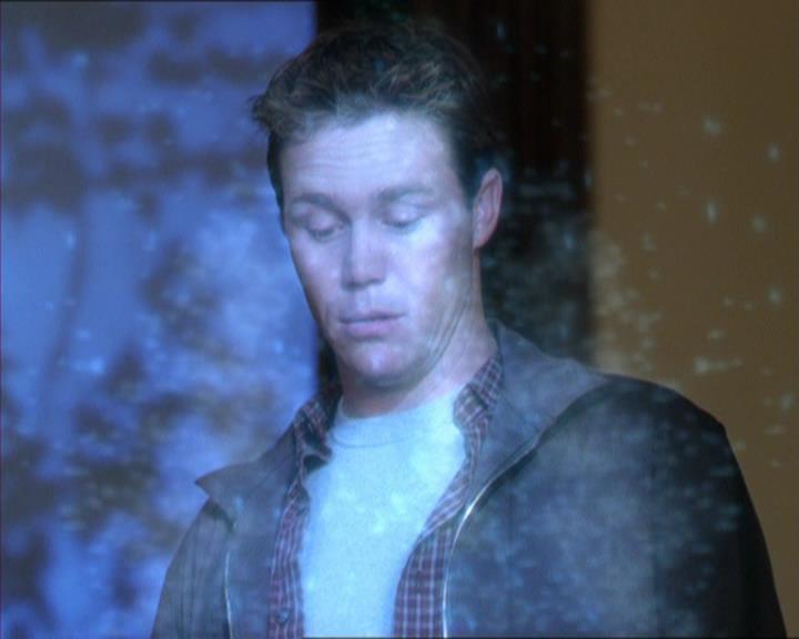 Charmed-Online-dot-320LookWhosBarking1061.jpg Charmed-Online-dot-320LookWhosBarking1061.jpg