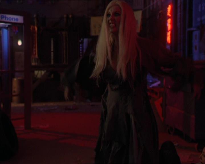 Charmed-Online-dot-320LookWhosBarking1173.jpg Charmed-Online-dot-320LookWhosBarking1173.jpg