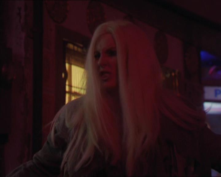 Charmed-Online-dot-320LookWhosBarking1198.jpg Charmed-Online-dot-320LookWhosBarking1198.jpg