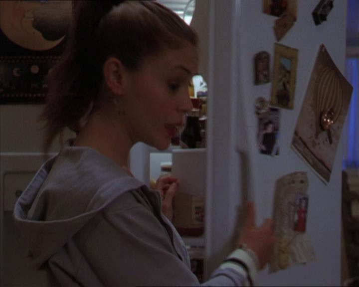 Charmed-Online-dot-320LookWhosBarking1256.jpg Charmed-Online-dot-320LookWhosBarking1256.jpg