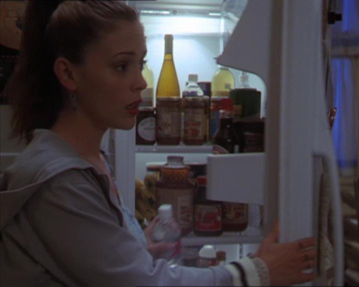 Charmed-Online-dot-320LookWhosBarking1258.jpg Charmed-Online-dot-320LookWhosBarking1258.jpg