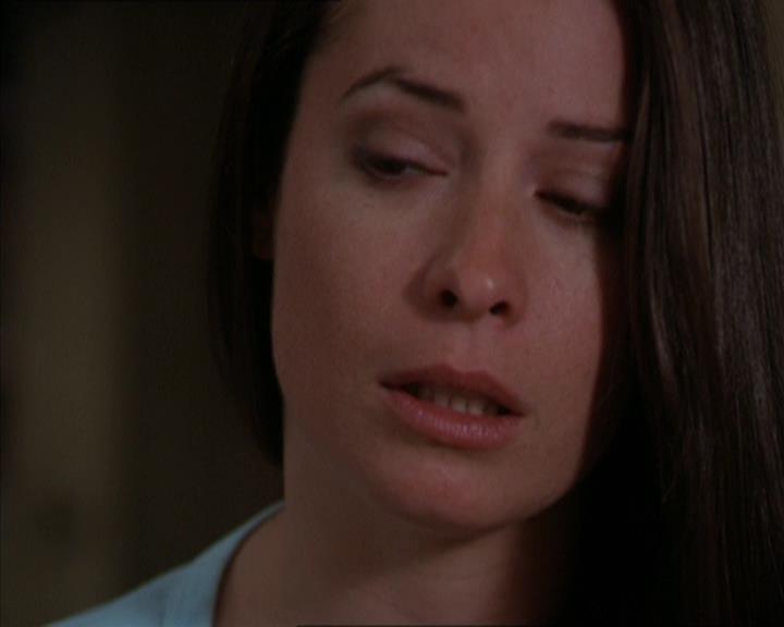 Charmed-Online-dot-320LookWhosBarking1286.jpg Charmed-Online-dot-320LookWhosBarking1286.jpg