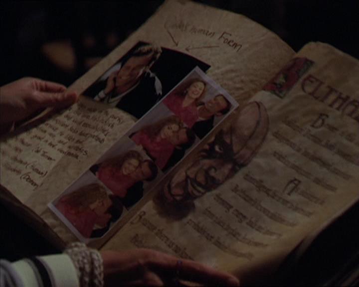 Charmed-Online-dot-320LookWhosBarking1325.jpg Charmed-Online-dot-320LookWhosBarking1325.jpg