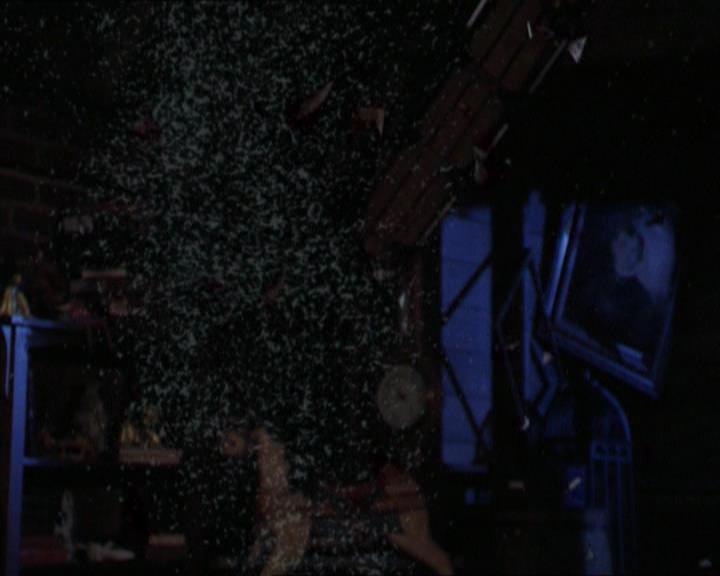 Charmed-Online-dot-320LookWhosBarking1437.jpg Charmed-Online-dot-320LookWhosBarking1437.jpg