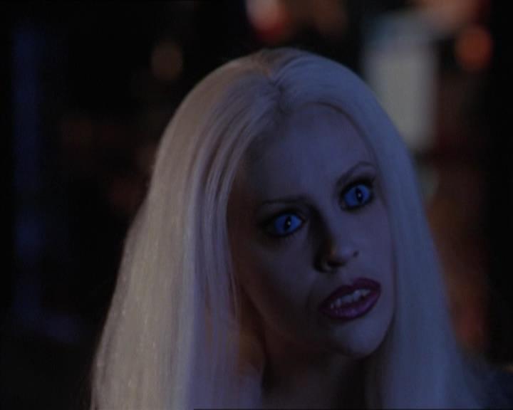 Charmed-Online-dot-320LookWhosBarking1463.jpg Charmed-Online-dot-320LookWhosBarking1463.jpg