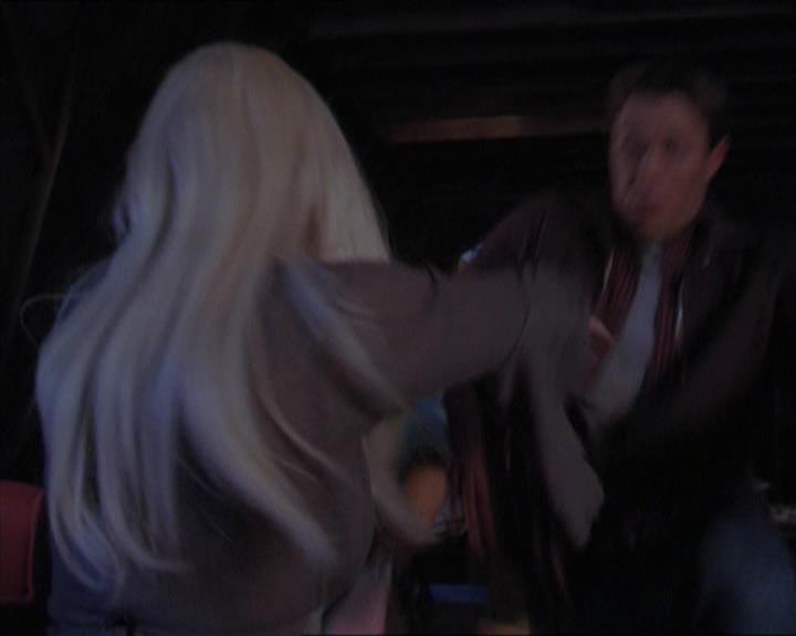 Charmed-Online-dot-320LookWhosBarking1465.jpg Charmed-Online-dot-320LookWhosBarking1465.jpg