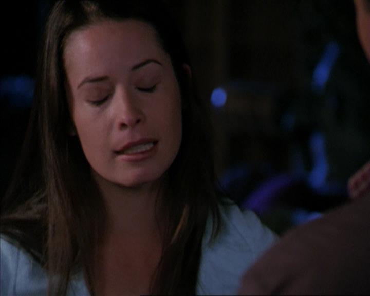 Charmed-Online-dot-320LookWhosBarking1541.jpg Charmed-Online-dot-320LookWhosBarking1541.jpg