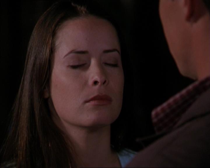 Charmed-Online-dot-320LookWhosBarking1571.jpg Charmed-Online-dot-320LookWhosBarking1571.jpg