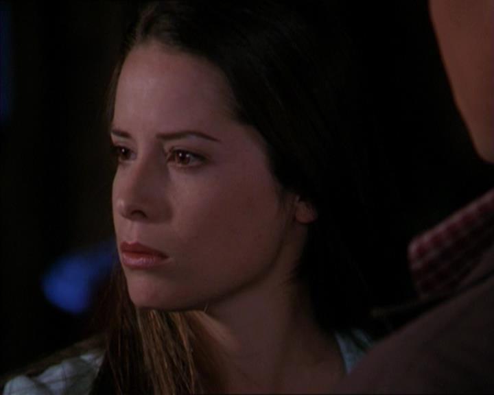 Charmed-Online-dot-320LookWhosBarking1576.jpg Charmed-Online-dot-320LookWhosBarking1576.jpg