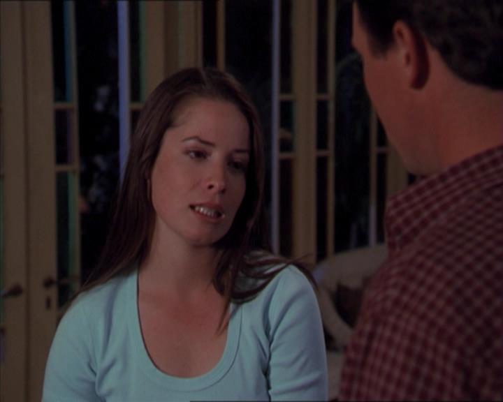 Charmed-Online-dot-320LookWhosBarking1732.jpg Charmed-Online-dot-320LookWhosBarking1732.jpg