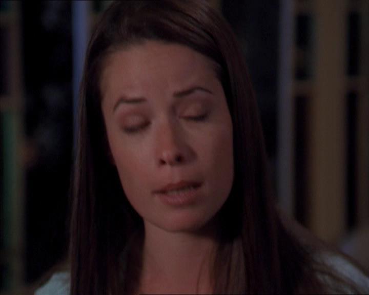 Charmed-Online-dot-320LookWhosBarking1747.jpg Charmed-Online-dot-320LookWhosBarking1747.jpg