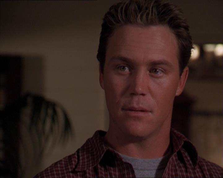 Charmed-Online-dot-320LookWhosBarking1752.jpg Charmed-Online-dot-320LookWhosBarking1752.jpg