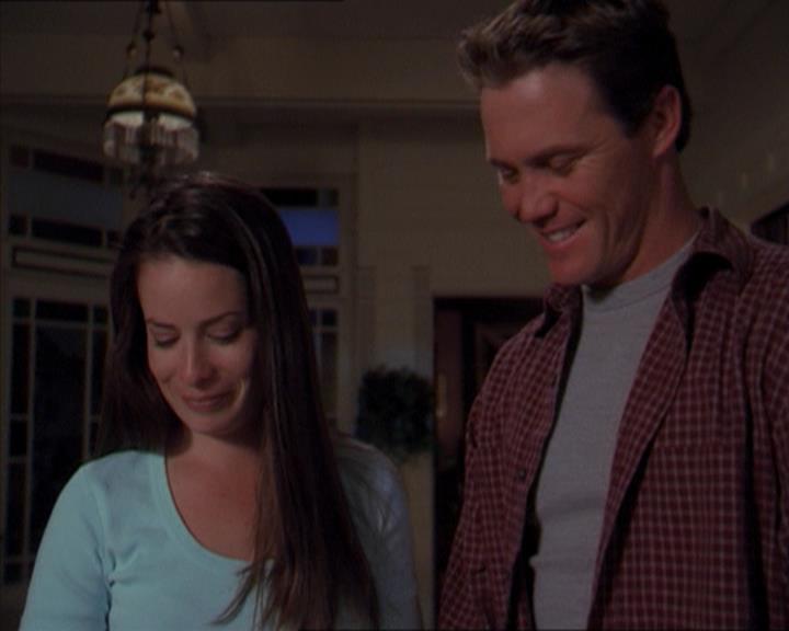 Charmed-Online-dot-320LookWhosBarking1760.jpg Charmed-Online-dot-320LookWhosBarking1760.jpg