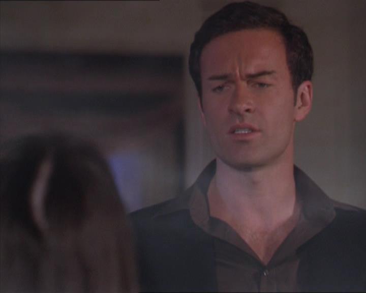 Charmed-Online-dot-320LookWhosBarking1853.jpg Charmed-Online-dot-320LookWhosBarking1853.jpg