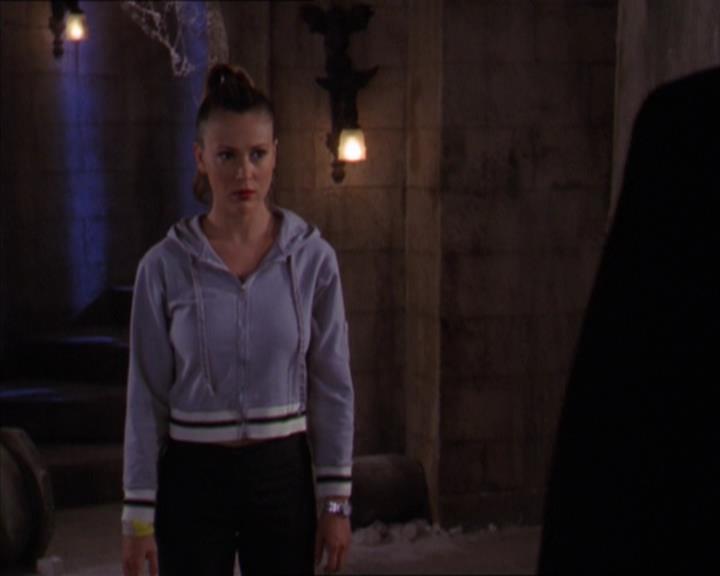 Charmed-Online-dot-320LookWhosBarking2120.jpg Charmed-Online-dot-320LookWhosBarking2120.jpg