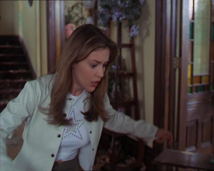 Charmed-Online-dot-322AllHellBreaksLoose0149.jpg Charmed-Online-dot-322AllHellBreaksLoose0149.jpg