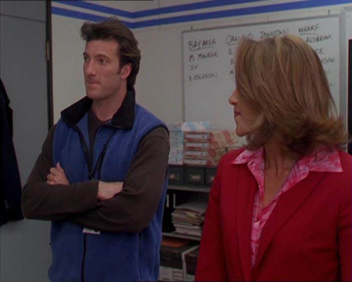 Charmed-Online-dot-322AllHellBreaksLoose0631.jpg Charmed-Online-dot-322AllHellBreaksLoose0631.jpg