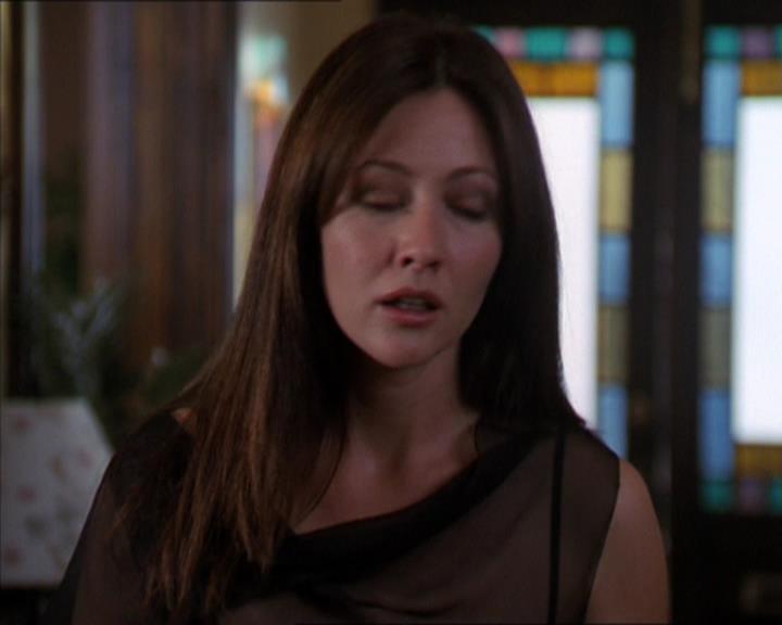 Charmed-Online-dot-322AllHellBreaksLoose0832.jpg Charmed-Online-dot-322AllHellBreaksLoose0832.jpg