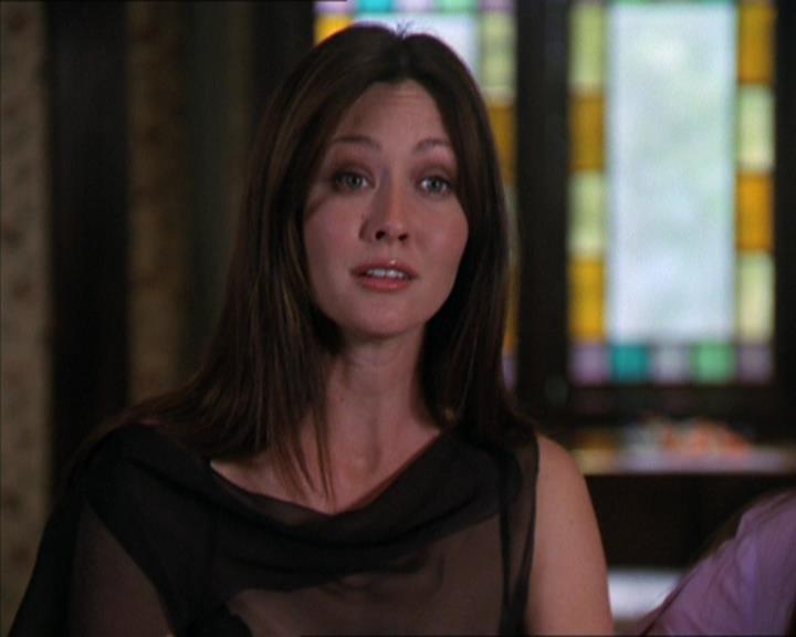 Charmed-Online-dot-322AllHellBreaksLoose0895.jpg Charmed-Online-dot-322AllHellBreaksLoose0895.jpg