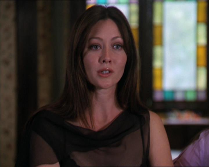 Charmed-Online-dot-322AllHellBreaksLoose0898.jpg Charmed-Online-dot-322AllHellBreaksLoose0898.jpg