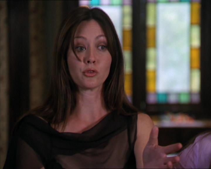 Charmed-Online-dot-322AllHellBreaksLoose0903.jpg Charmed-Online-dot-322AllHellBreaksLoose0903.jpg