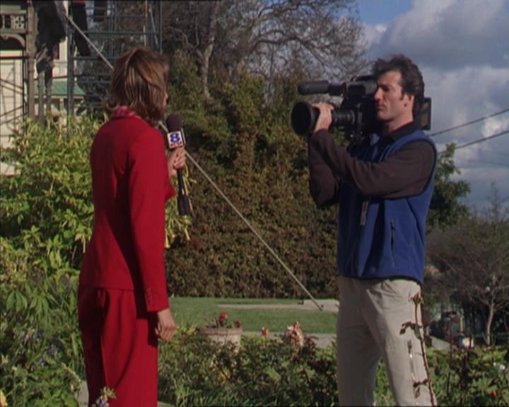 Charmed-Online-dot-322AllHellBreaksLoose0941.jpg Charmed-Online-dot-322AllHellBreaksLoose0941.jpg