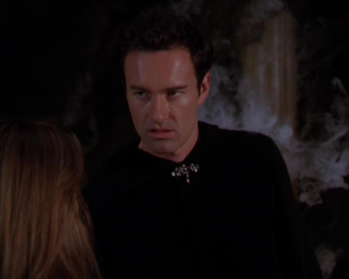 Charmed-Online-dot-322AllHellBreaksLoose1011.jpg Charmed-Online-dot-322AllHellBreaksLoose1011.jpg