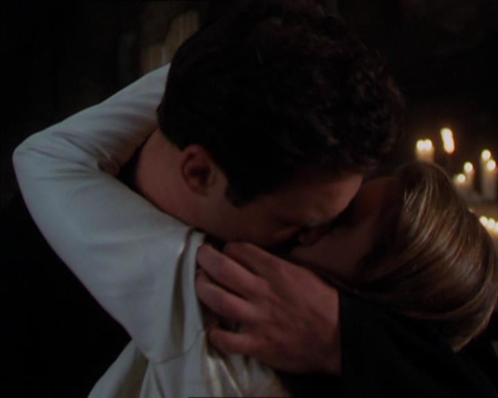 Charmed-Online-dot-322AllHellBreaksLoose1031.jpg Charmed-Online-dot-322AllHellBreaksLoose1031.jpg