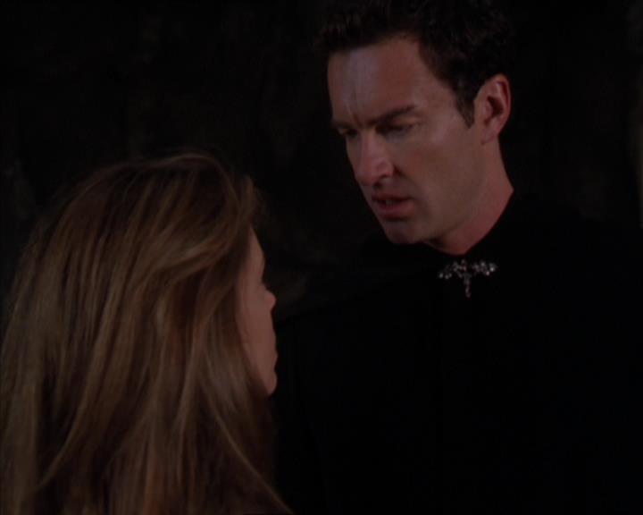 Charmed-Online-dot-322AllHellBreaksLoose1047.jpg Charmed-Online-dot-322AllHellBreaksLoose1047.jpg