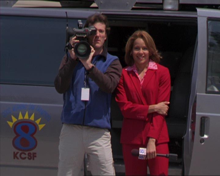 Charmed-Online-dot-322AllHellBreaksLoose1127.jpg Charmed-Online-dot-322AllHellBreaksLoose1127.jpg