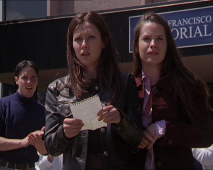 Charmed-Online-dot-322AllHellBreaksLoose1128.jpg