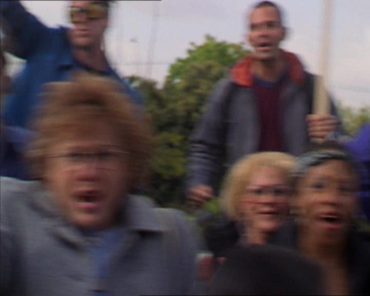 Charmed-Online-dot-322AllHellBreaksLoose1147.jpg Charmed-Online-dot-322AllHellBreaksLoose1147.jpg