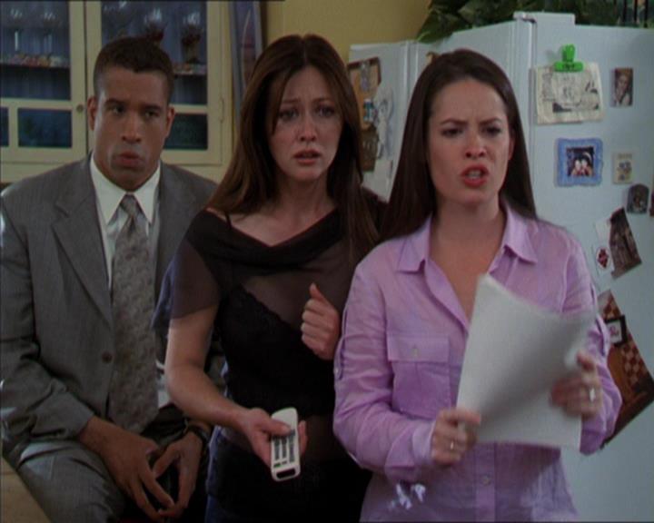Charmed-Online-dot-322AllHellBreaksLoose1211.jpg
