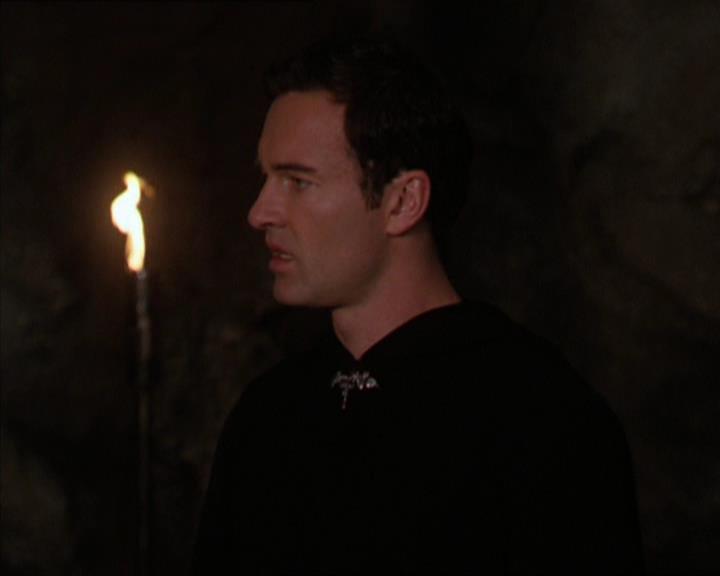 Charmed-Online-dot-322AllHellBreaksLoose1422.jpg Charmed-Online-dot-322AllHellBreaksLoose1422.jpg