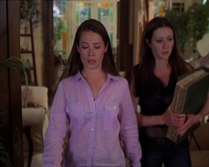 Charmed-Online-dot-322AllHellBreaksLoose1602.jpg