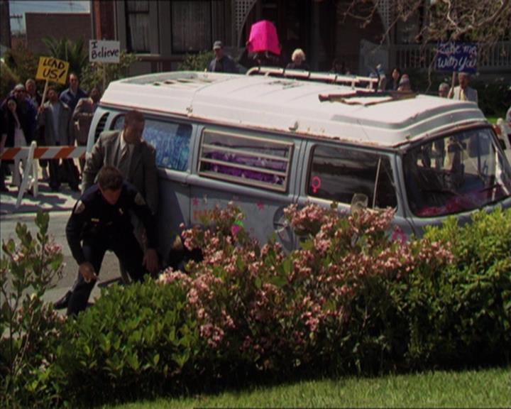 Charmed-Online-dot-322AllHellBreaksLoose1644.jpg Charmed-Online-dot-322AllHellBreaksLoose1644.jpg