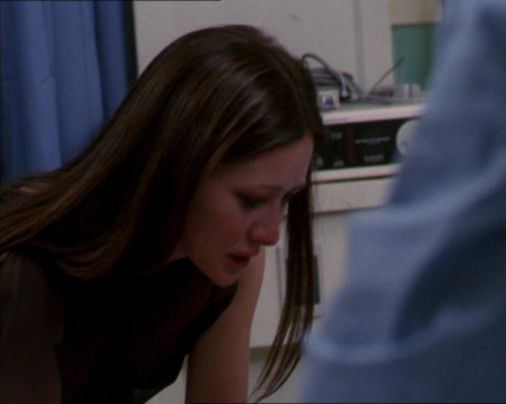 Charmed-Online-dot-322AllHellBreaksLoose1813.jpg Charmed-Online-dot-322AllHellBreaksLoose1813.jpg