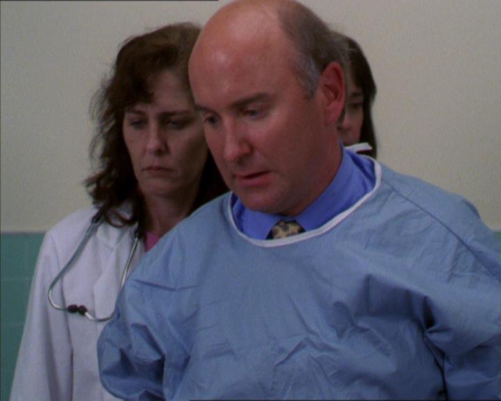 Charmed-Online-dot-322AllHellBreaksLoose1890.jpg Charmed-Online-dot-322AllHellBreaksLoose1890.jpg